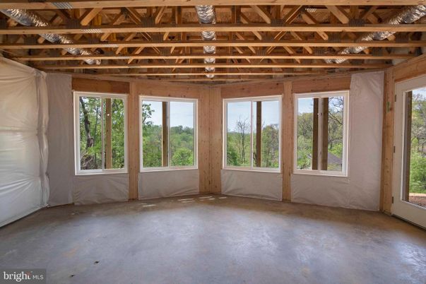 Empty room, Interior, Wooden Beams, Wooden Walls