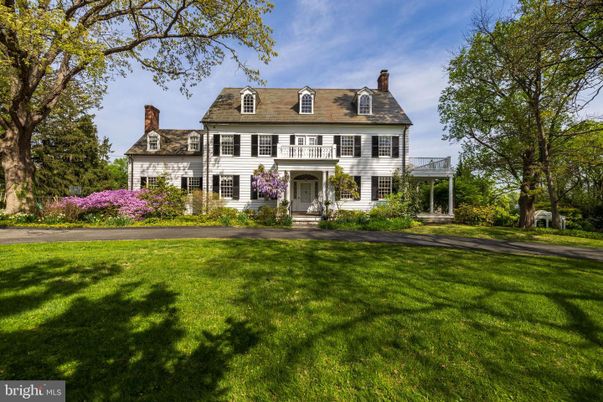 Backyard, Exterior, Facade, Georgian