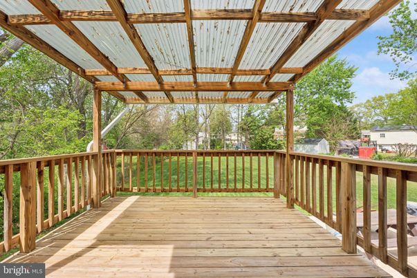 Exterior, Wood Texture Flooring