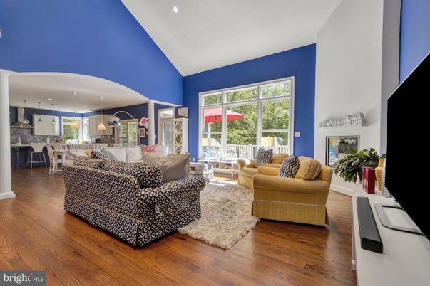 Dining room, Interior, Kitchen, Living room, Pendant Lights, Recessed Lighting, Wood Texture Flooring