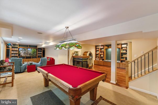 Billiard Table, Game Room, Interior, Living room, Pendant Lights, Recessed Lighting, Wood Texture Flooring