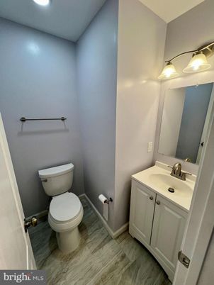 Bathroom, Interior, Recessed Lighting, Wood Texture Flooring