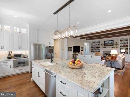 Interior, Kitchen, Living room, Pendant Lights, Recessed Lighting, Stainless Steel Appliances, Wood Texture Flooring