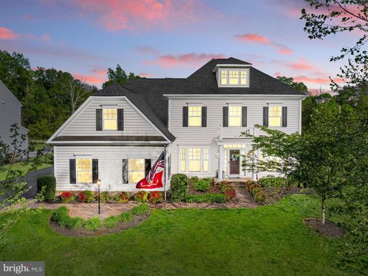 Exterior, Facade, Farmhouse