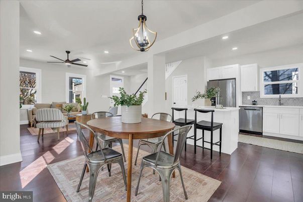 Dining room, Interior, Kitchen, Pendant Lights, Recessed Lighting, Stainless Steel Appliances, Wood Texture Flooring