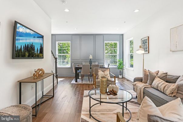 Dining room, Interior, Living room, Recessed Lighting, Wood Texture Flooring