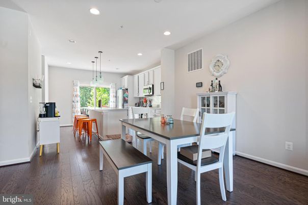 Dining room, Interior, Kitchen, Pendant Lights, Recessed Lighting, Wood Texture Flooring