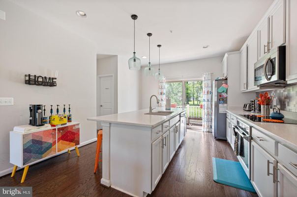 Interior, Kitchen, Pendant Lights, Recessed Lighting, Wood Texture Flooring