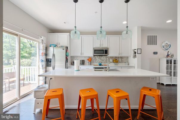 Interior, Kitchen, Pendant Lights, Recessed Lighting, Stainless Steel Appliances