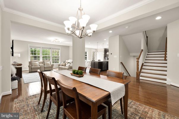 Chandelier, Dining room, Interior, Living room, Recessed Lighting, Wood Texture Flooring