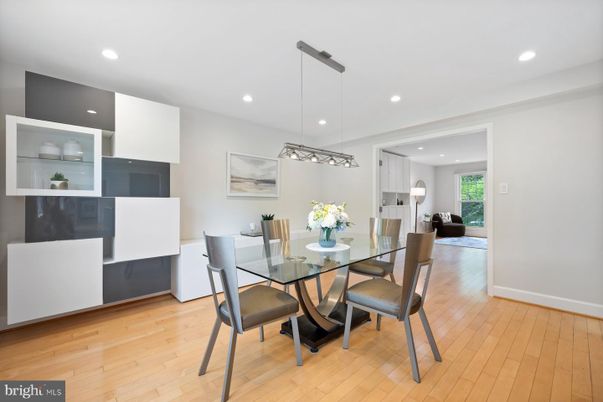 Dining room, Interior, Pendant Lights, Recessed Lighting, Wood Texture Flooring