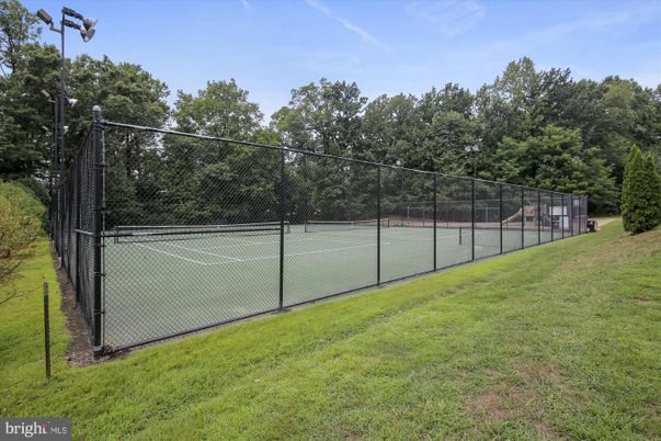 Exterior, Tennis Courts