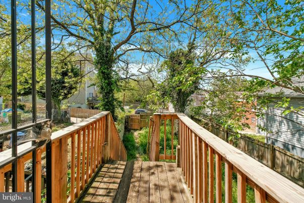 Exterior, Wood Texture Flooring