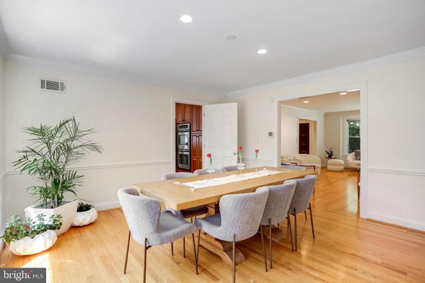 Dining room, Interior, Kitchen, Living room, Recessed Lighting, Stainless Steel Appliances, Wood Texture Flooring