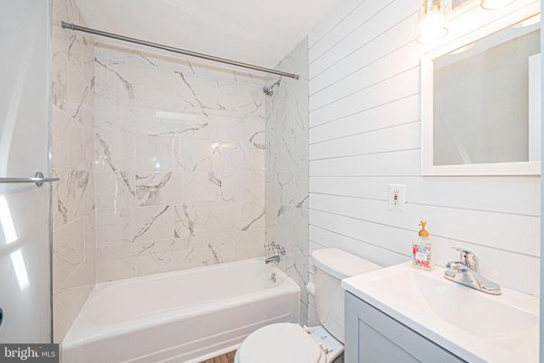 Bathroom, Interior, Marble Walls