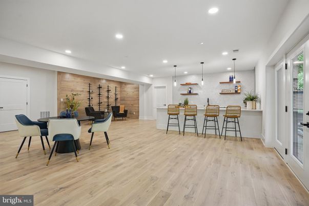 Dining room, Interior, Kitchen, Pendant Lights, Recessed Lighting, Wood Texture Flooring, Wooden Walls