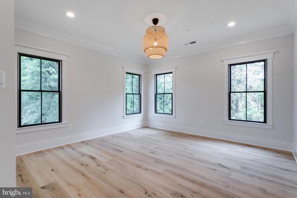 Chandelier, Empty room, Interior, Recessed Lighting, Wood Texture Flooring