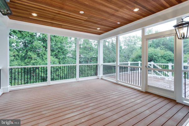 Interior, Recessed Lighting, Sun Room, Wooden Ceilings, Wood Texture Flooring