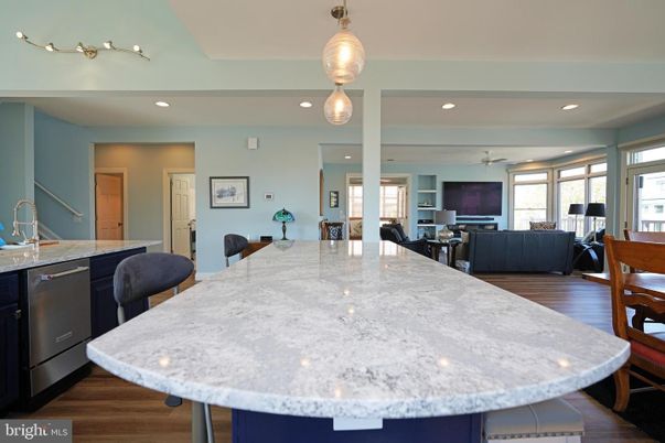 Dining room, Interior, Kitchen, Living room, Pendant Lights, Recessed Lighting, Wood Texture Flooring
