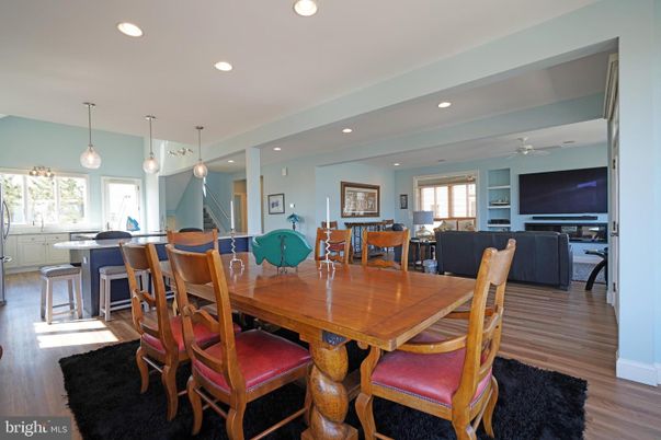 Dining room, Interior, Living room, Pendant Lights, Recessed Lighting, Wood Texture Flooring