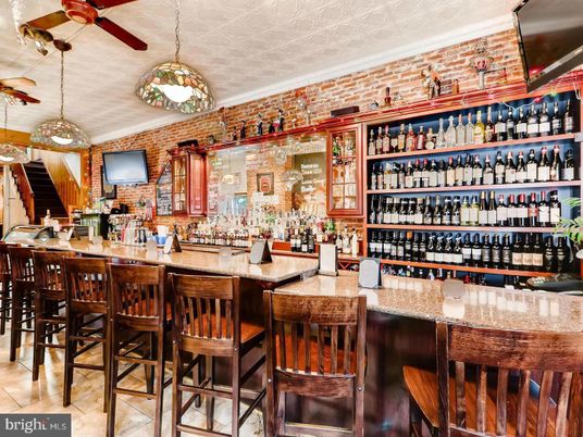 Interior, Pendant Lights, Stone Walls