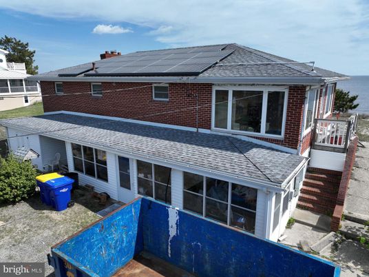 Exterior, Solar Panels