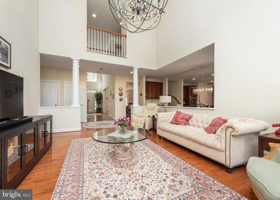 Chandelier, Interior, Living room, Pendant Lights, Recessed Lighting, Wood Texture Flooring