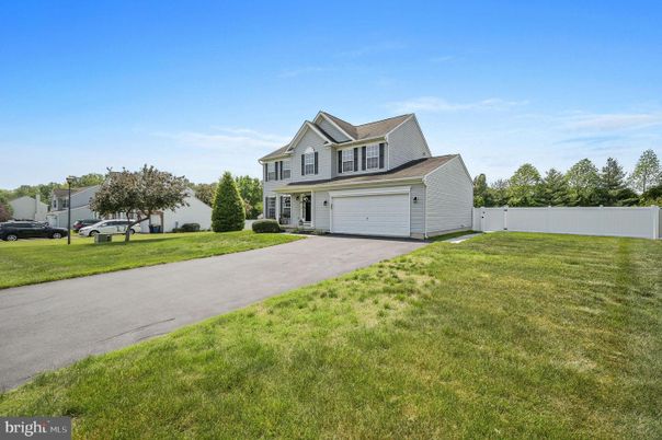 Attached, Backyard, Exterior, Facade, Cape Cod