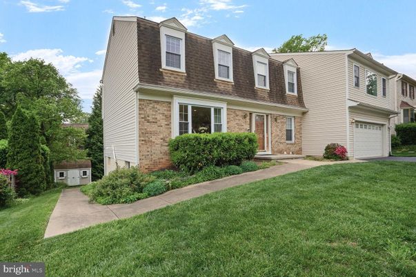 Attached, Exterior, Facade, Brick Facade, Cape Cod