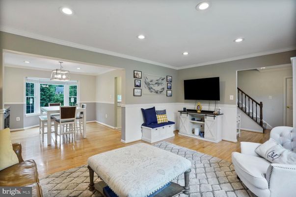 Dining room, Interior, Living room, Recessed Lighting, Wood Texture Flooring