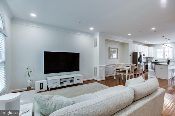 Dining room, Interior, Kitchen, Living room, Pendant Lights, Recessed Lighting, Stainless Steel Appliances, Wood Texture Flooring