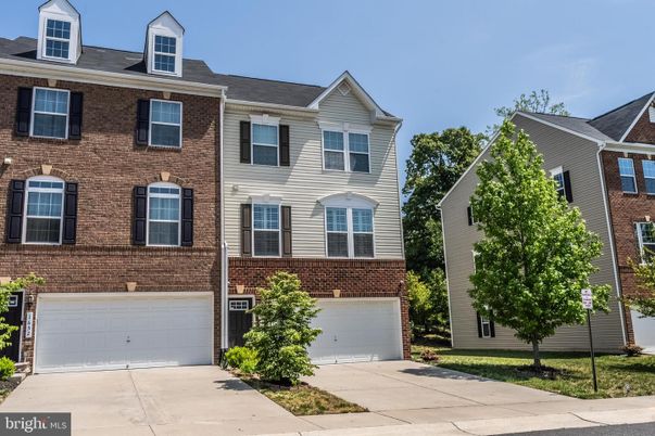 Attached, Exterior, Facade, Brick Facade, Rowhouse