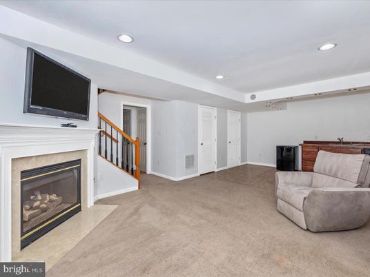 Fireplace, Interior, Recessed Lighting