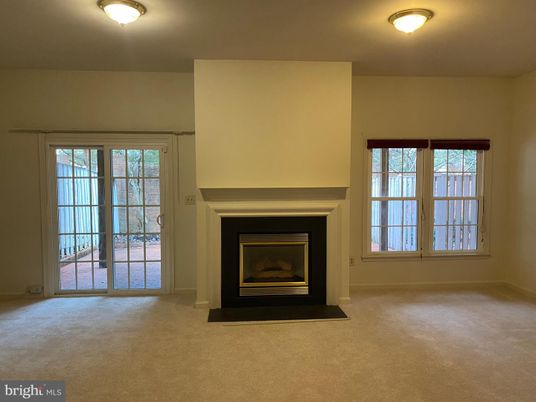 Empty room, Fireplace, Interior
