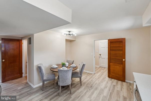 Dining room, Interior, Wood Texture Flooring