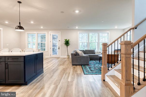 Interior, Living room, Pendant Lights, Recessed Lighting, Wood Texture Flooring