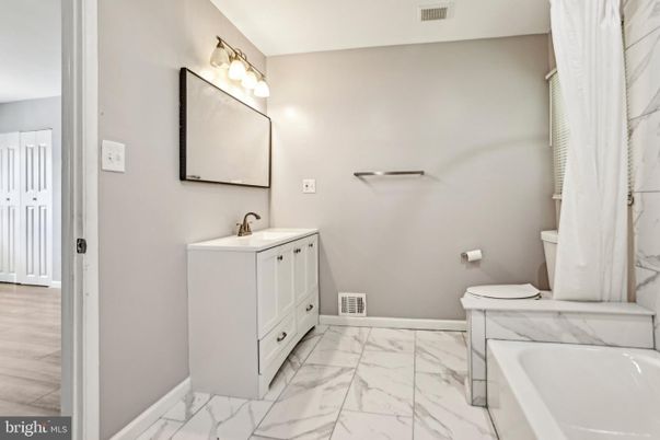 Bathroom, Dual Sink Vanities, Interior, Marble