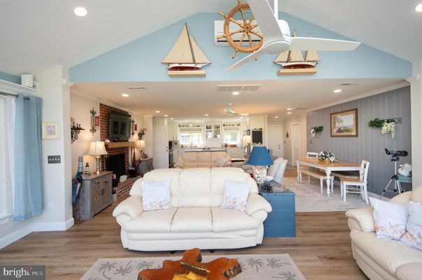Dining room, Interior, Kitchen, Living room, Recessed Lighting, Wood Texture Flooring