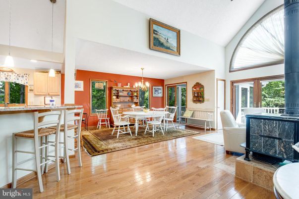Chandelier, Dining room, Interior, Kitchen, Pendant Lights, Wood Texture Flooring