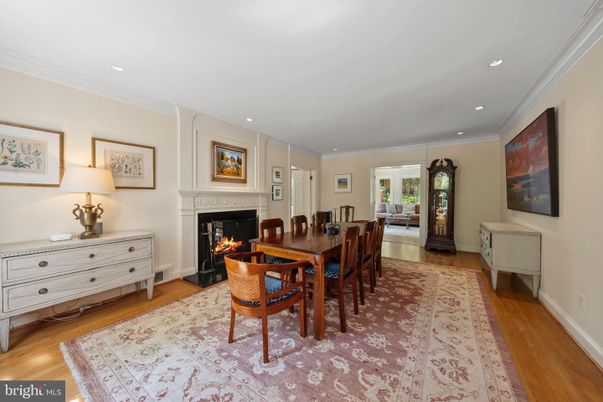 Dining room, Fireplace, Interior, Recessed Lighting, Wood Texture Flooring