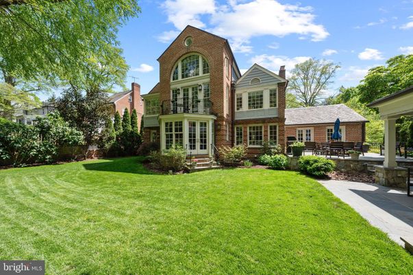 Exterior, Facade, Brick Facade, Brick Traditional