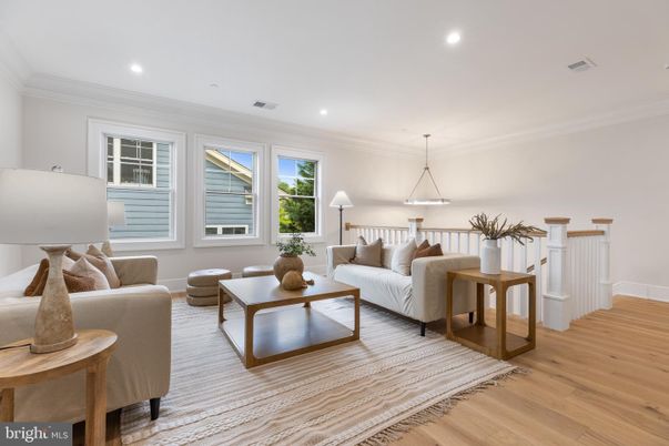 Interior, Living room, Pendant Lights, Recessed Lighting, Wood Texture Flooring