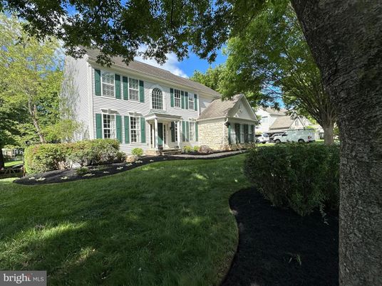 Backyard, Exterior, Facade, Georgian