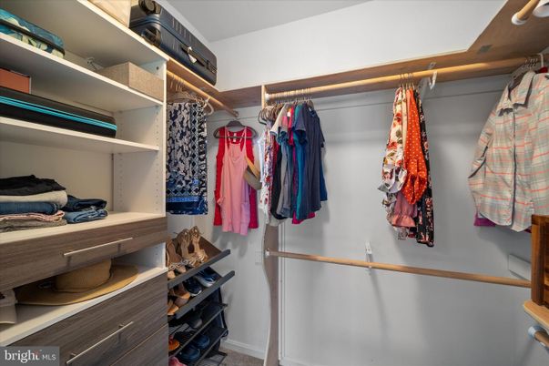 Interior, Walk-in Closets