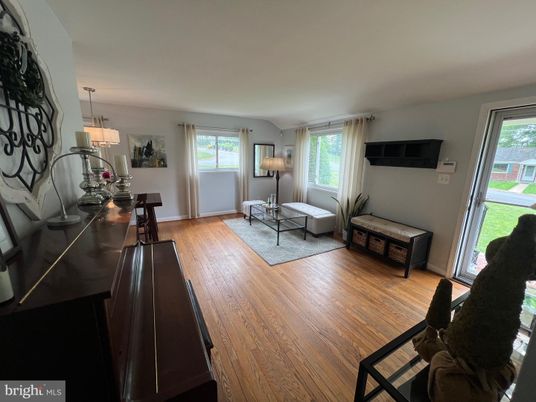 Dining room, Interior, Living room, Pendant Lights, Wood Texture Flooring