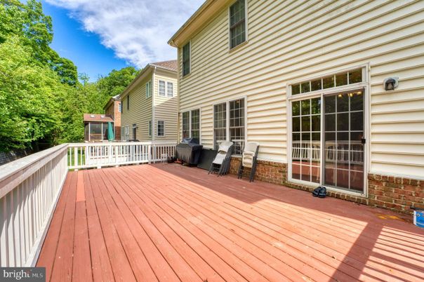 Exterior, Wood Texture Flooring