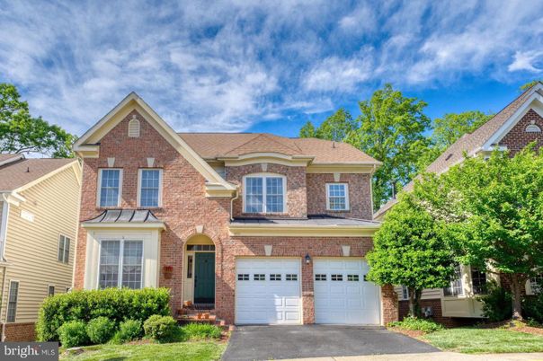 Attached, Exterior, Facade, Brick Facade, Brick Traditional