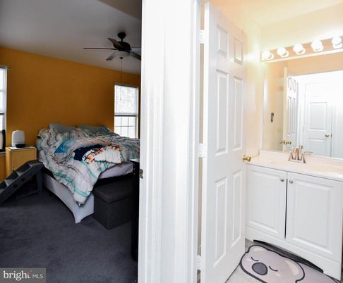 Bathroom, Bedroom, Interior