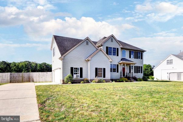 Backyard, Exterior, Facade, Farmhouse