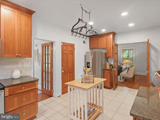 Chandelier, Interior, Kitchen, Living room, Recessed Lighting, Stainless Steel Appliances, Wood Texture Flooring